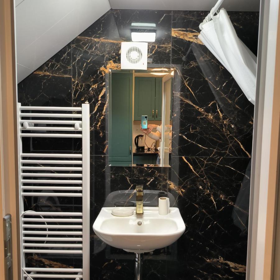 Lubert Apartmany S.R.O Prague Ngoại thất bức ảnh